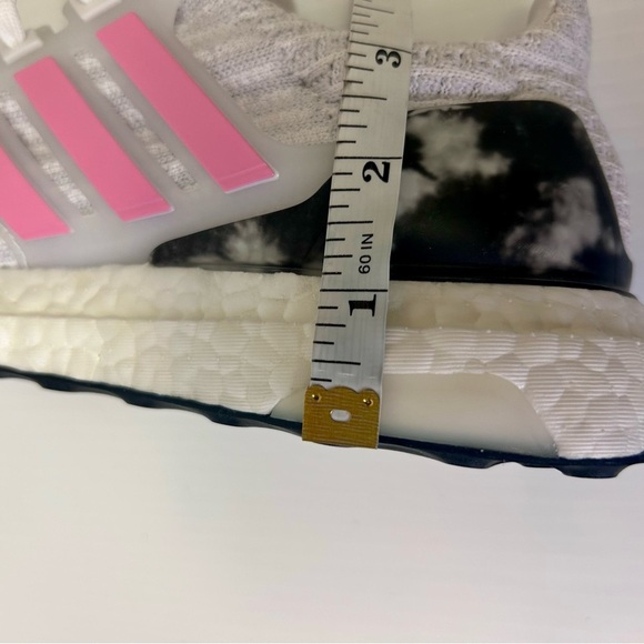 👟 “Adidas” Women’s Ultraboost 5.0 DNA White Mesh w/Pink Stripe Accents - Picture 16 of 17